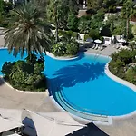 Hilton 5*