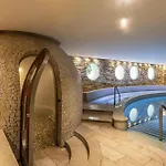 Hilton מלון