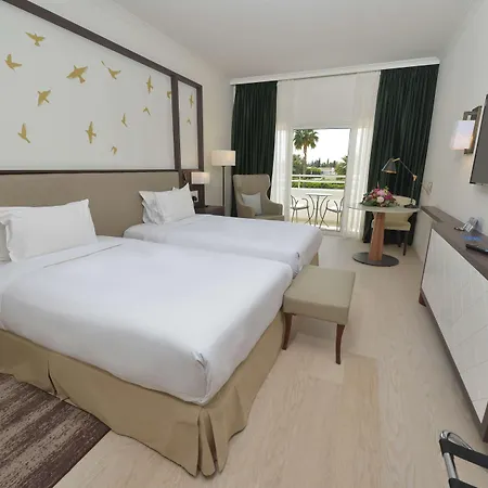 Hilton Hotel 5*