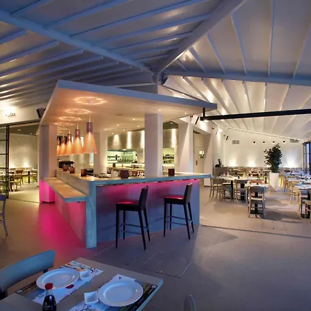 Hilton 5* Nicosia